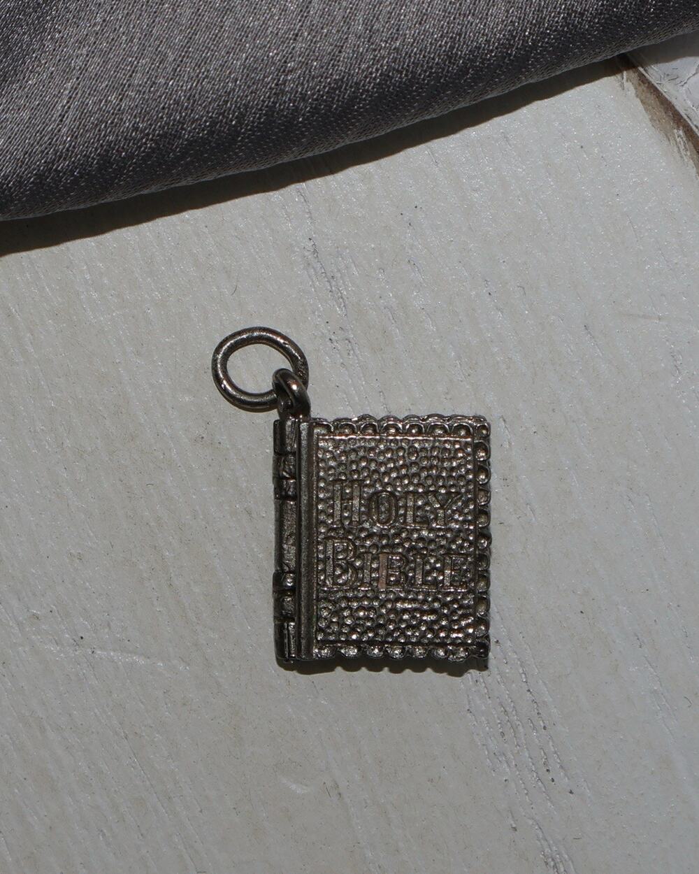 Vintage Holy Bible Sterling Silver Charm 4.8G / 0.7in